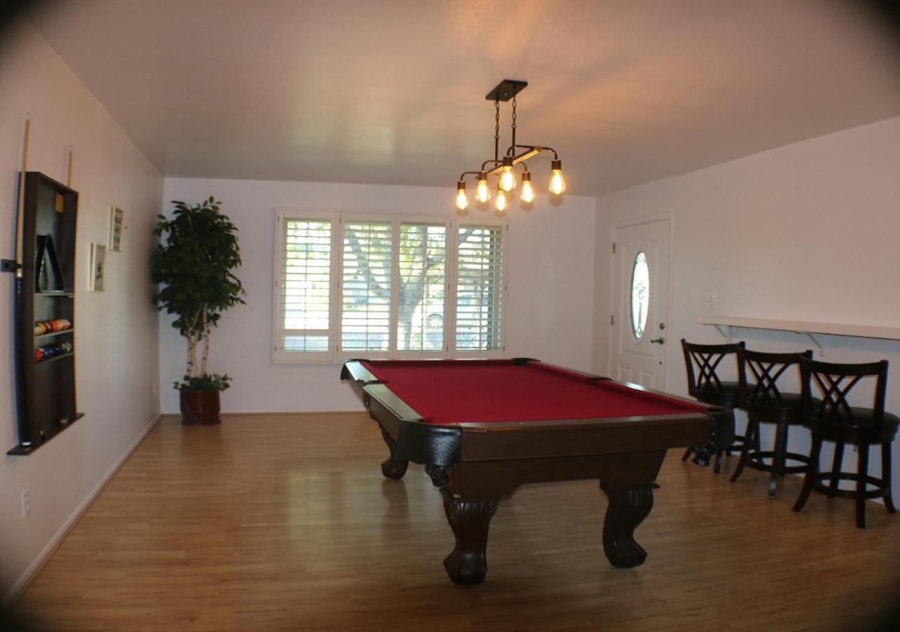 Tempe Escape With Heated Pool, Billiards & Firepit Fun Villa Ngoại thất bức ảnh